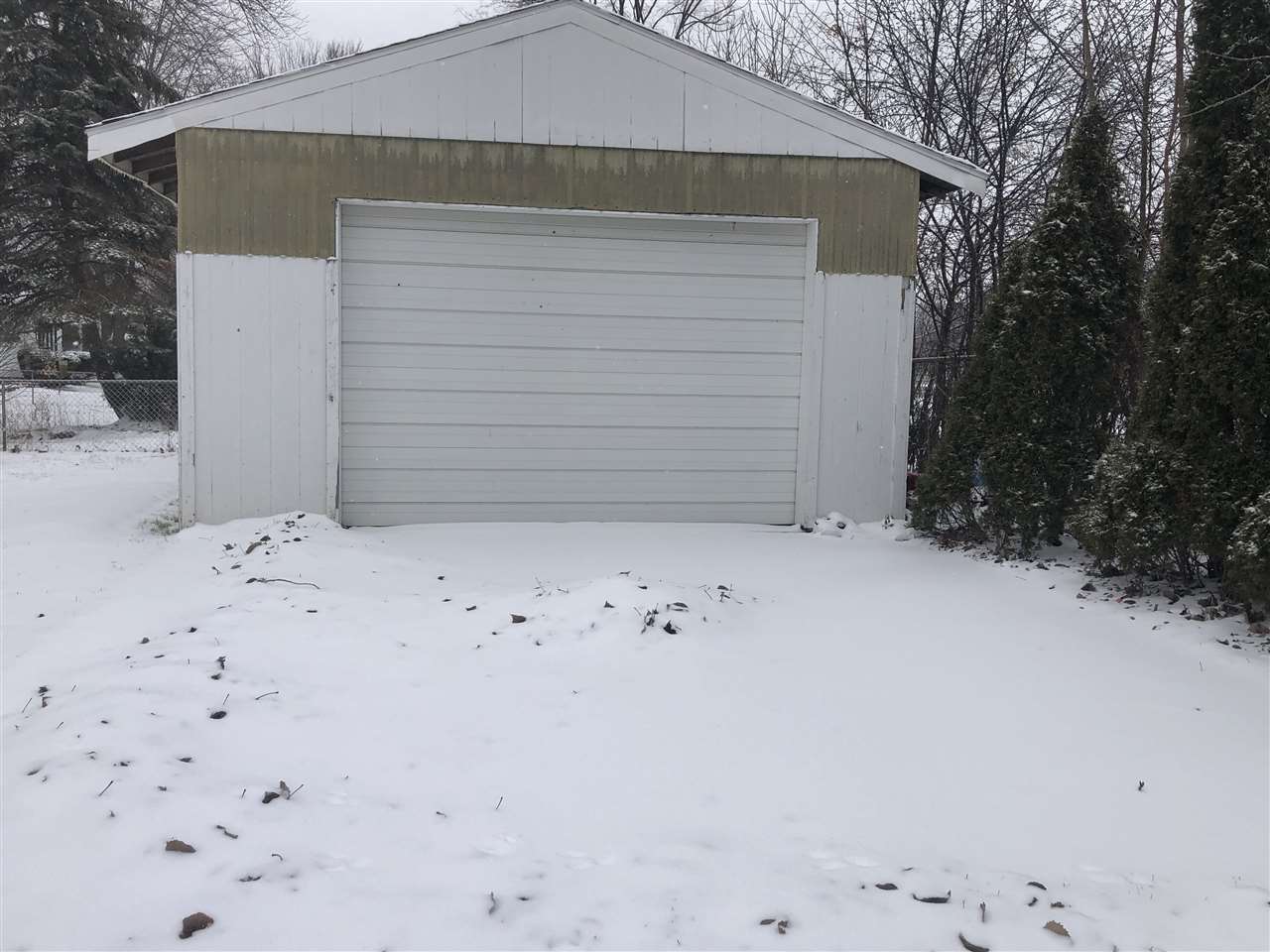 1739 South Stockman Road Mount Pleasant, MI 48858 - Photo 21 of 21 1870990-20.JPG