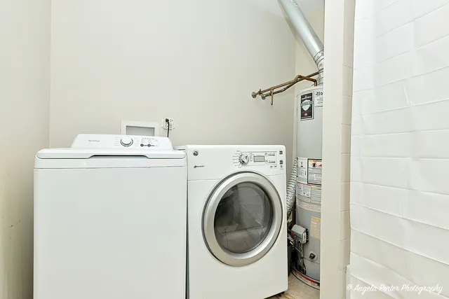 $179,900 | 1616 North 40th Avenue, Stone Park, IL 60165