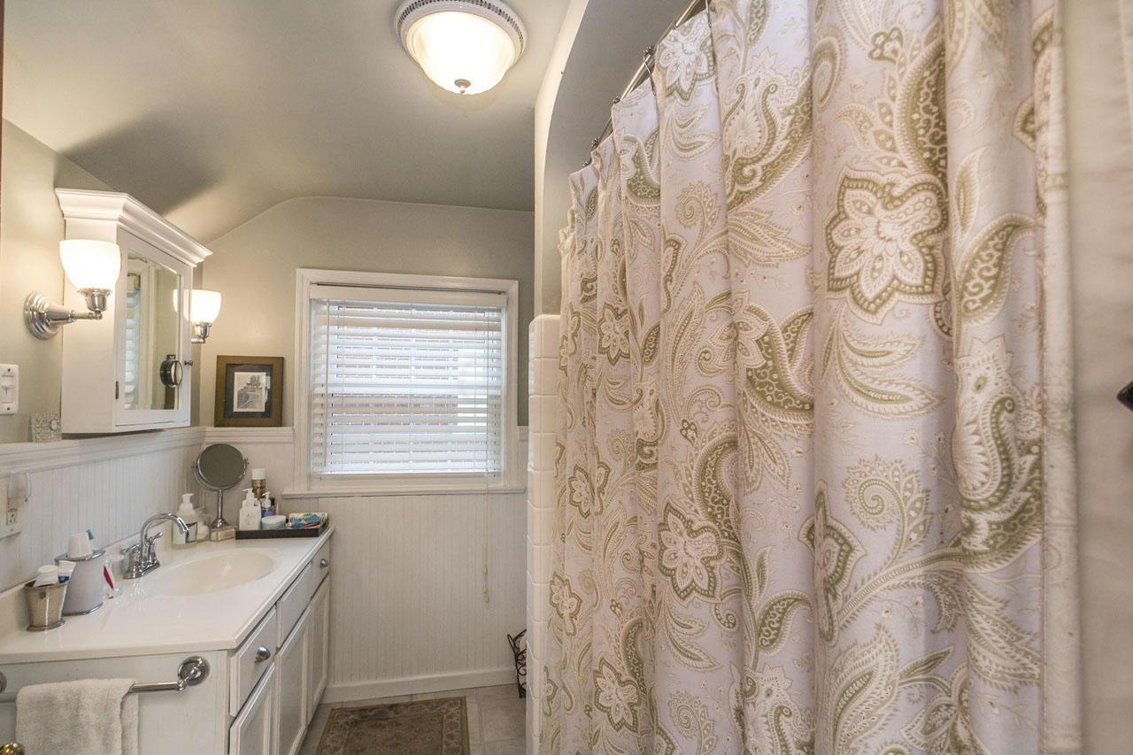 2333 Sherwood Road Bexley, OH 43209 - Photo 35 of 43
