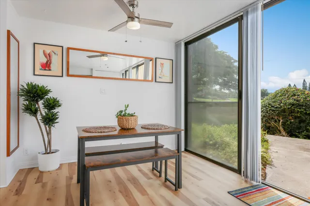 a view of a livingroom with furniture