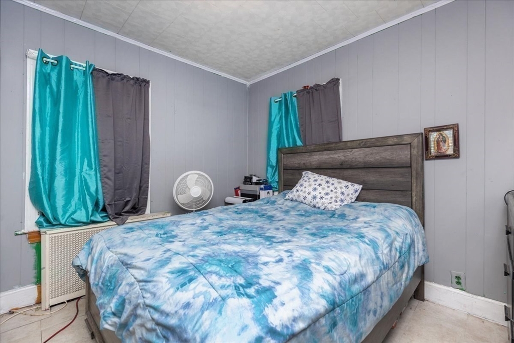 129-131 Lexington Street Lawrence, MA 01841 - Photo 11 of 26