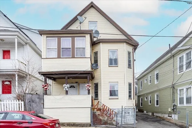 $800,000 | 129-131 Lexington Street, Lawrence, MA 01841