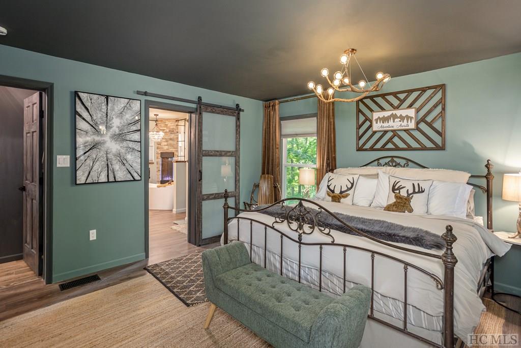 471 Deer Run Road Sapphire, NC 28774 - Photo 47 of 74 Gallery Image 47