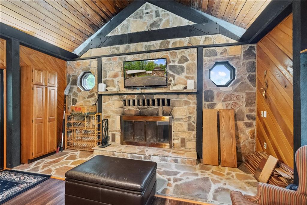 750 Lake Road Addison, PA 15411 - Photo 29 of 44