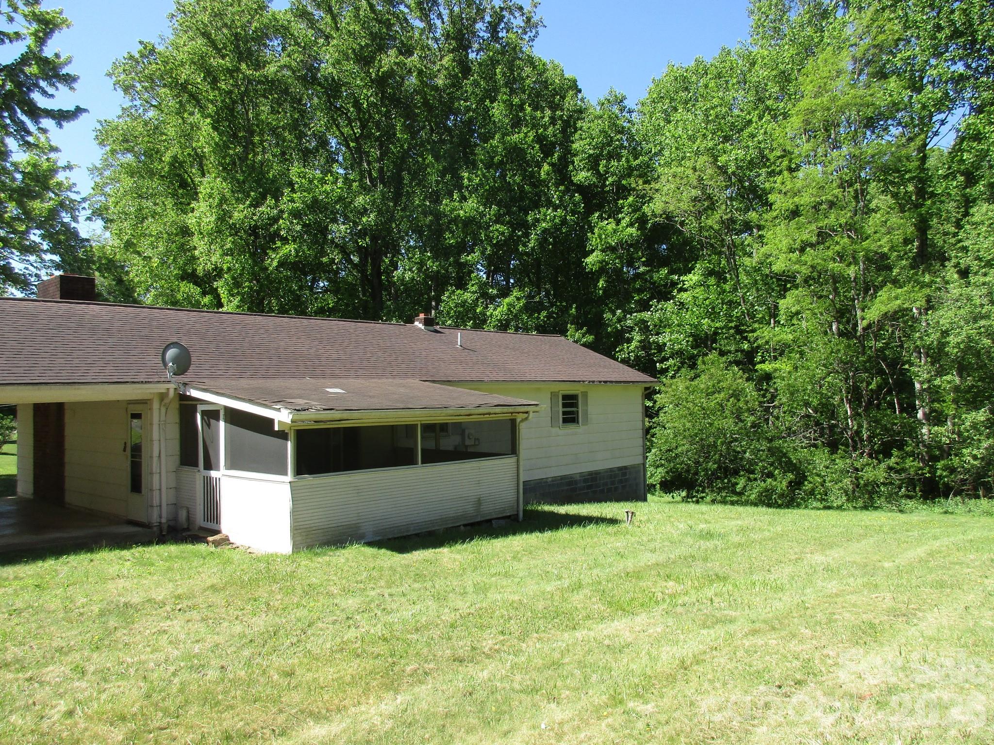 225 Davis Road Crumpler, NC 28617 - Photo 41 of 41 Gallery Image 41