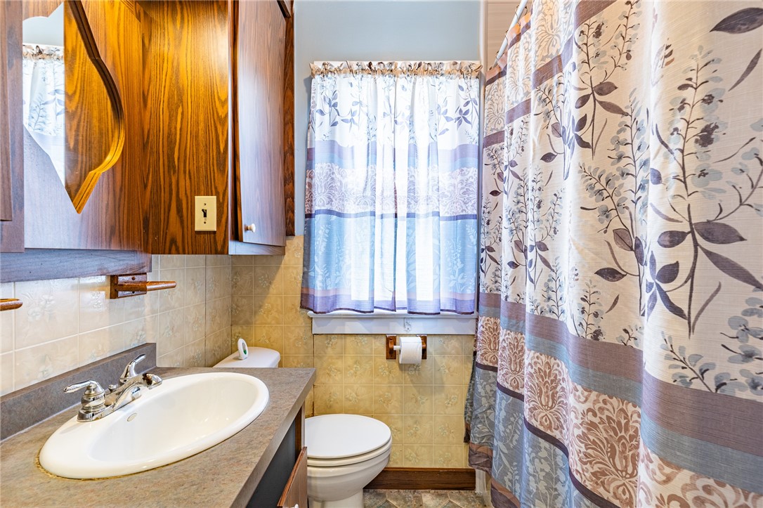 236 Longridge Avenue Greece, NY 14616 - Photo 20 of 36