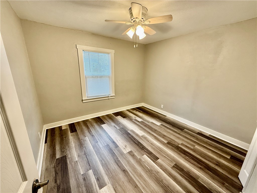 3499 West Lafayette Avenue Decatur, IL 62522 - Photo 9 of 16 Gallery Image 9