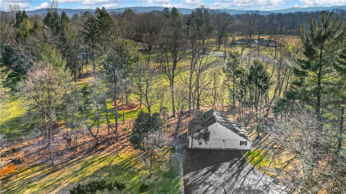 3479 Bingen Road Bethlehem, PA 18015 - Photo 35 of 38 Gallery Image 35