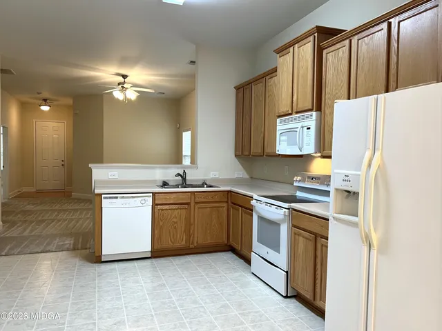 $1,600 | 323 Harvest Walk, Macon, GA 31210