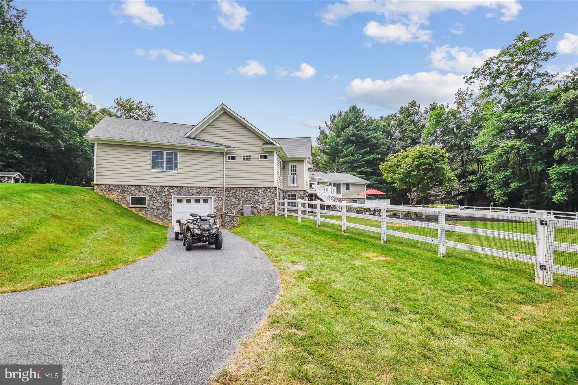 4162 Bill Moxley Road Mount Airy, MD 21771 - Photo 4 of 65 Back Elevation