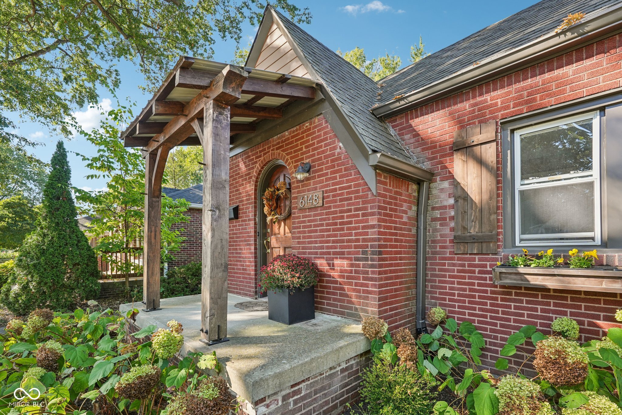 6148 Indianola Avenue Indianapolis, IN 46220 - Photo 3 of 39