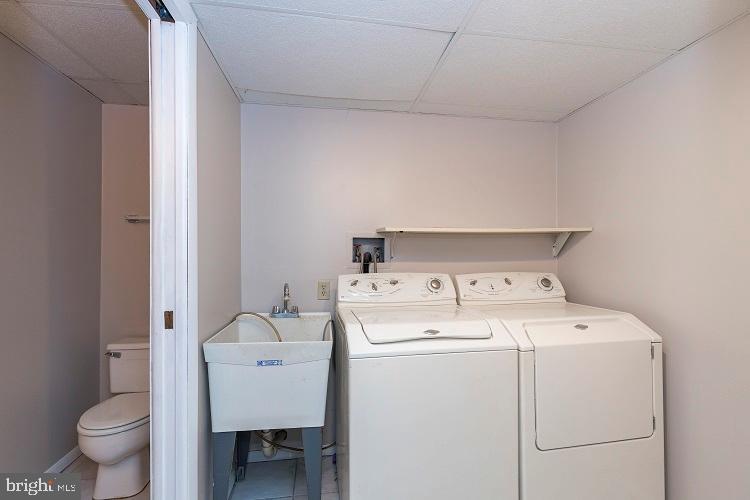 1760 Old Ridge Road Pottstown, PA 19465 - Photo 14 of 39 Laundry/ powder room