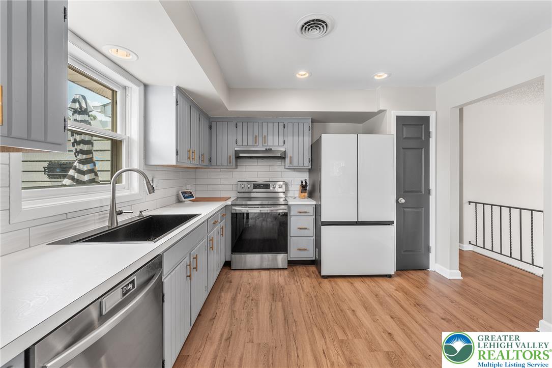 541 Mountain View Road Nazareth, PA 18064 - Photo 12 of 43 Gallery Image 12