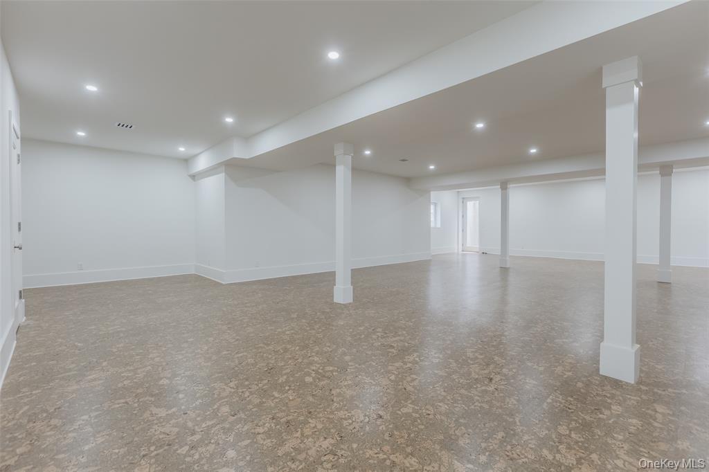 5697 Westphalia Road Mattituck, NY 11952 - Photo 25 of 28 a view of empty room