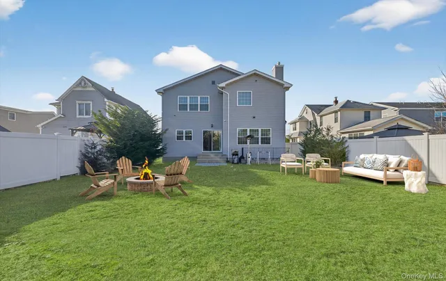 $1,485,000 | 805 Pine Place, Bellmore, NY 11710