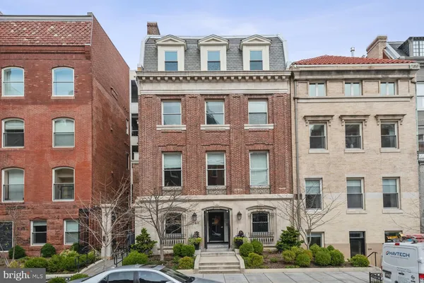 $3,100 | 1745 N Street Northwest, Unit 302, Washington, DC 20036