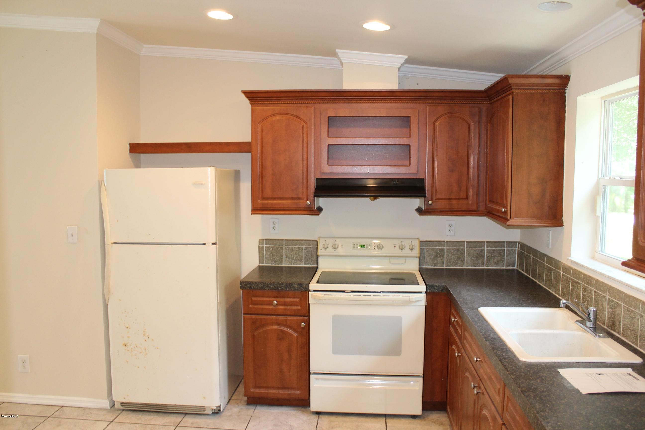 1419 Belleview Road Cocoa, FL 32922 - Photo 4 of 20 Alternate kitchen view