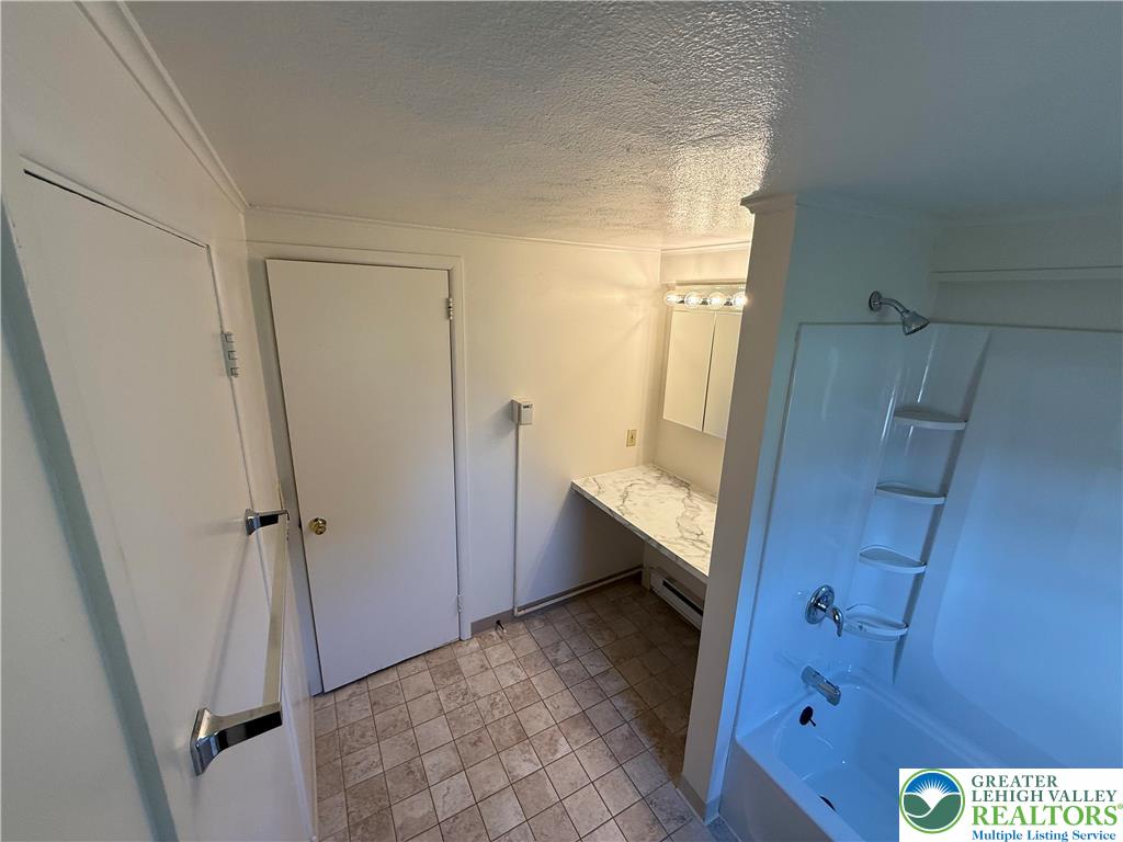 1333 Overlook Road, Unit 1 Whitehall, PA 18052 - Photo 11 of 12