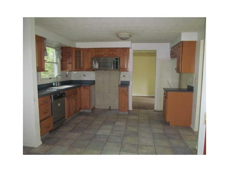6910 Mellon Road Export, PA 15632 - Photo 8 of 20 Kitchen.