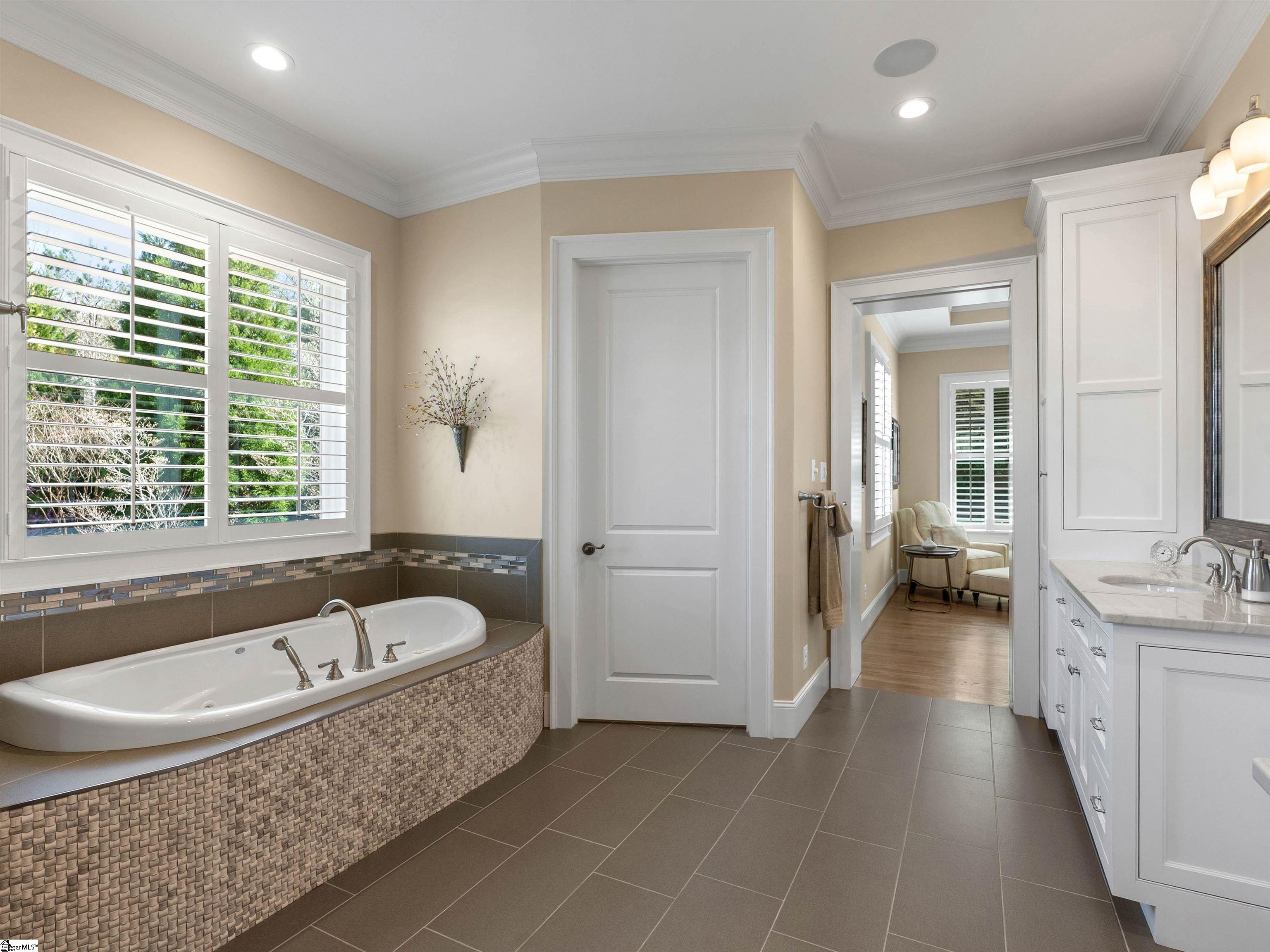105 Hampton Grove Way Greenville, SC 29617 - Photo 23 of 50