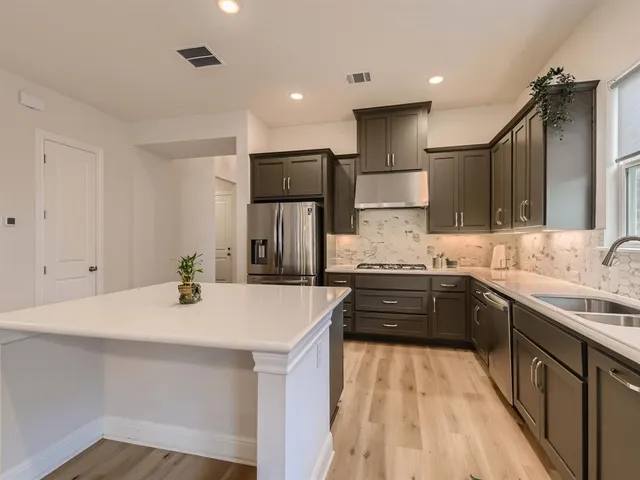 $3,800 | 19404 Fernando Trail, Austin, TX 78738