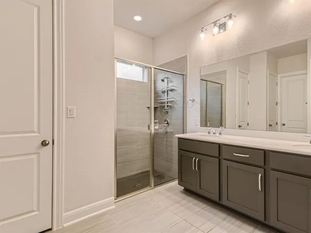 $3,800 | 19404 Fernando Trail, Austin, TX 78738