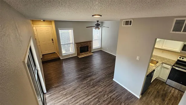 $165,000 | 2117 Park Willow Lane, Unit C, Arlington, TX 76011