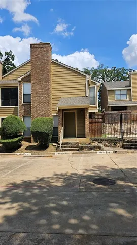 $165,000 | 2117 Park Willow Lane, Unit C, Arlington, TX 76011