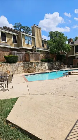 $165,000 | 2117 Park Willow Lane, Unit C, Arlington, TX 76011