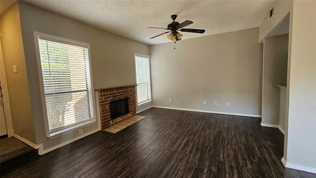 $165,000 | 2117 Park Willow Lane, Unit C, Arlington, TX 76011