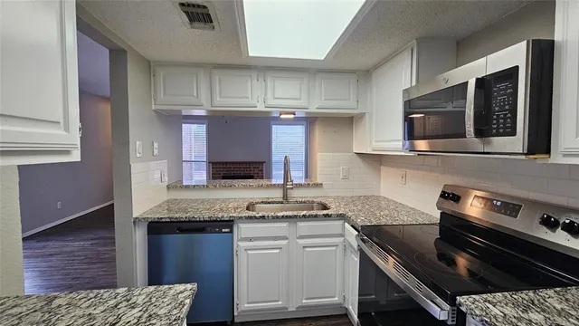 $165,000 | 2117 Park Willow Lane, Unit C, Arlington, TX 76011