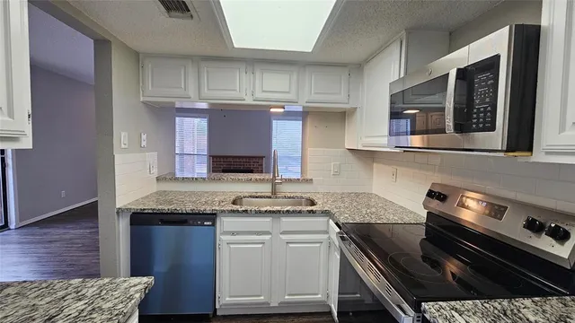 $165,000 | 2117 Park Willow Lane, Unit C, Arlington, TX 76011