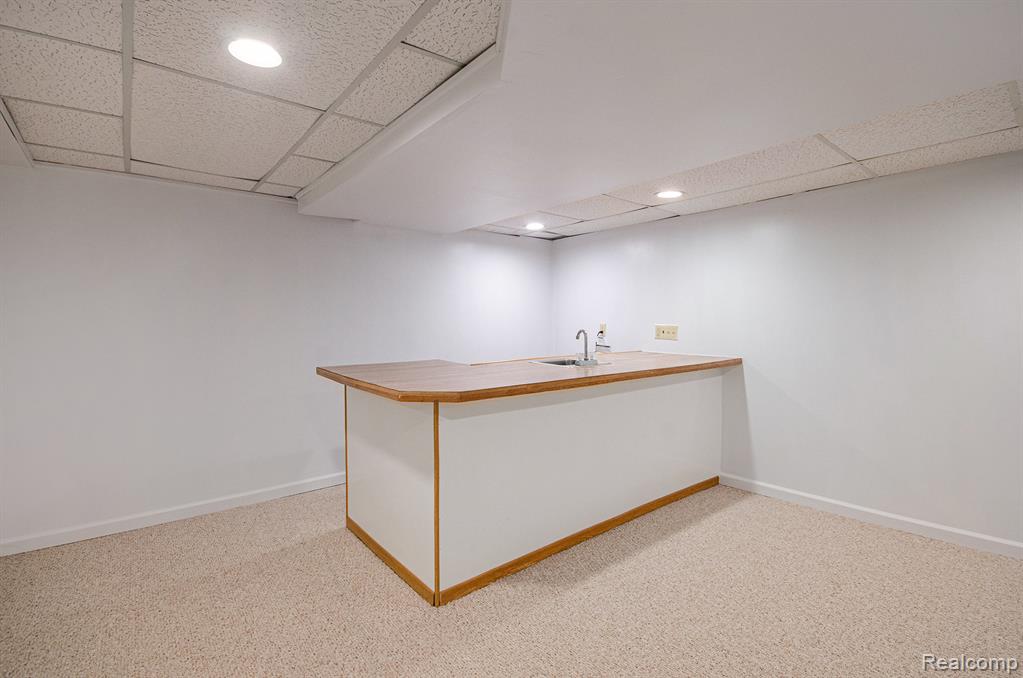1609 North Kilburn Road Rochester Hills, MI 48306 - Photo 32 of 47 Gallery Image 32