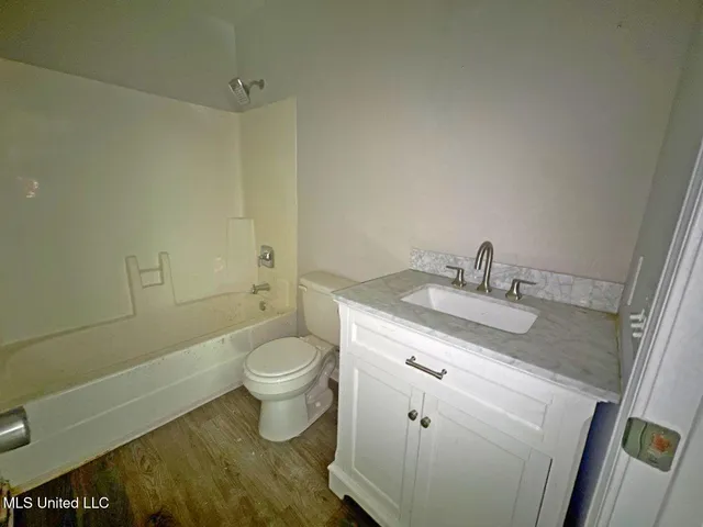 $105,900 | 111 Bent Creek Circle, Unit B, Brandon, MS 39047