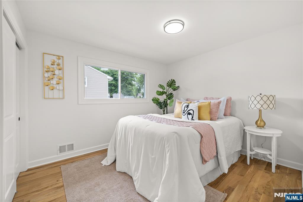 100 Pier Lane Fairfield, NJ 07004 - Photo 17 of 25