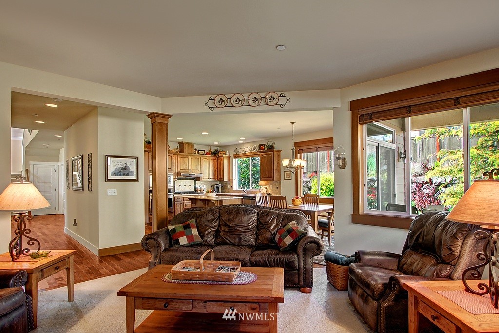 3119 219th Place Southeast Bothell, WA 98021 - Photo 10 of 18