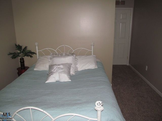 20624 Dunham Road, Unit 7 Clinton Township, MI 48038 - Photo 19 of 24 31115649-18.JPG