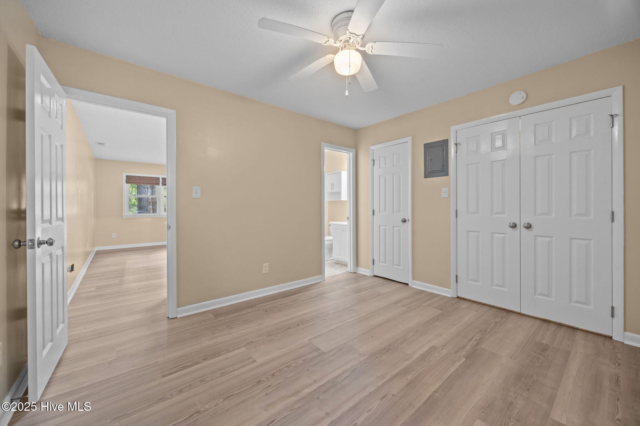 1190 Gould Road, Unit 4 Jacksonville, NC 28540 - Photo 9 of 18 15-web-or-mls-1190 Gould Rd Unit4 33