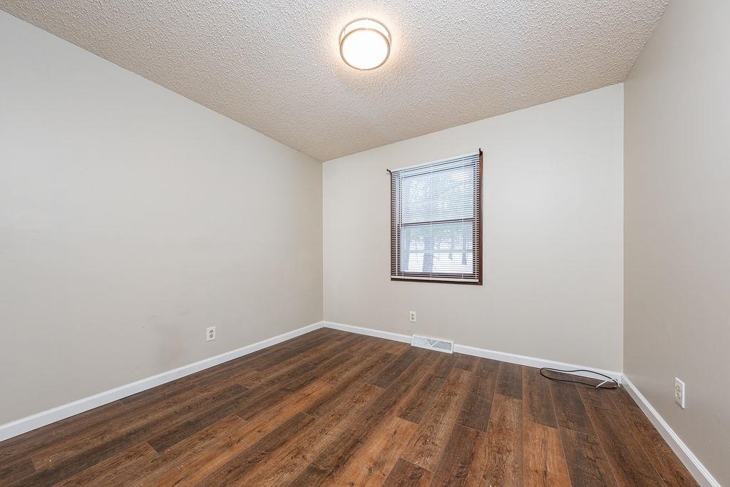 979 Rennie Lake Road Traverse City, MI 49696 - Photo 21 of 51 1930590-4c39998f-8146-467d-8167-81ea9fdef617.JPG
