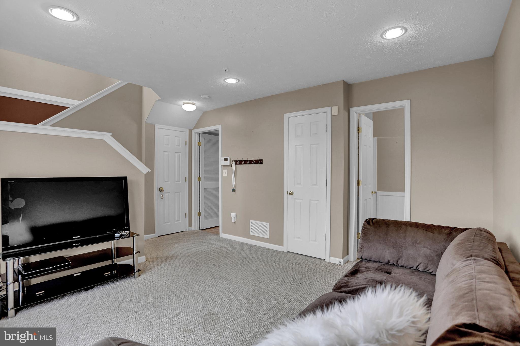 5015 Leasdale Road Rosedale, MD 21237 - Photo 31 of 36