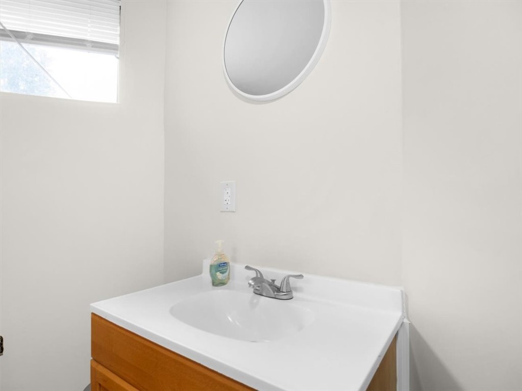 3192 Wiedrick Road Macedon, NY 14568 - Photo 38 of 50 Basement Full Bath