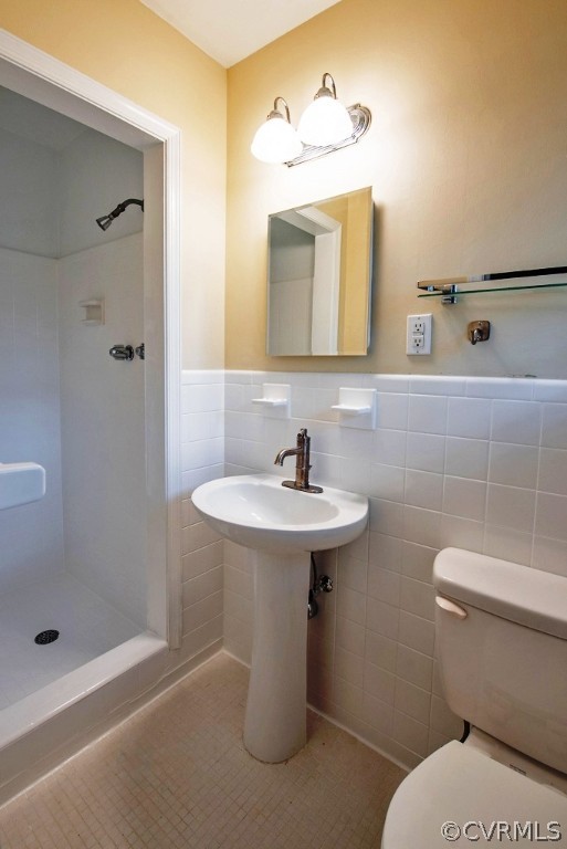 10231 Pondera Road Richmond, VA 23235 - Photo 21 of 40 Master Bathroom
