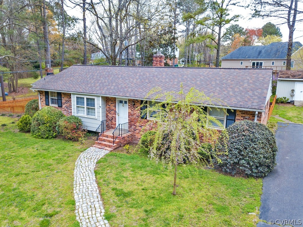 10231 Pondera Road Richmond, VA 23235 - Photo 4 of 40 Beautiful cobblestone walkway!