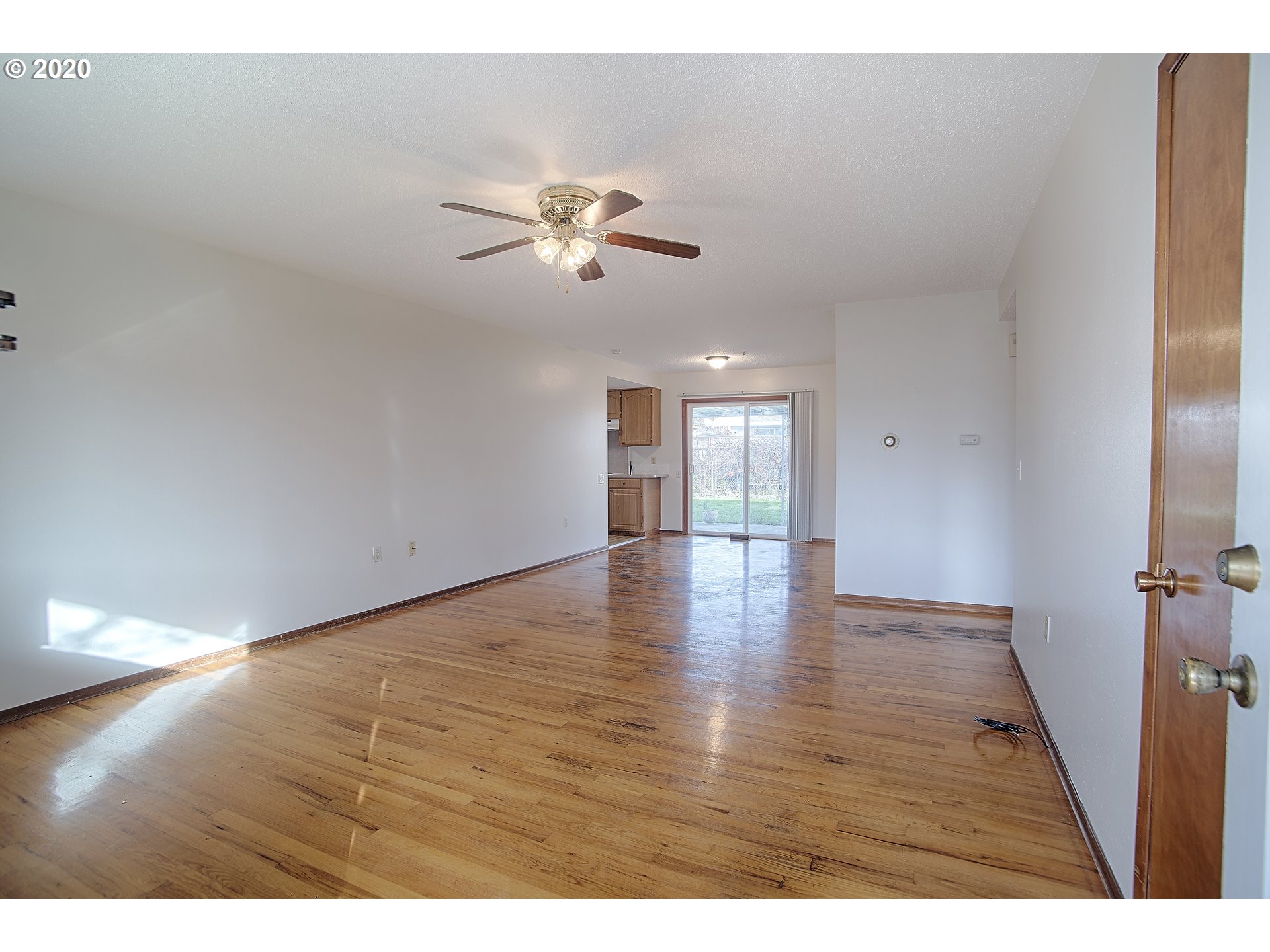 16650 Southwest Queen Mary Avenue Portland, OR 97224 - Photo 2 of 13