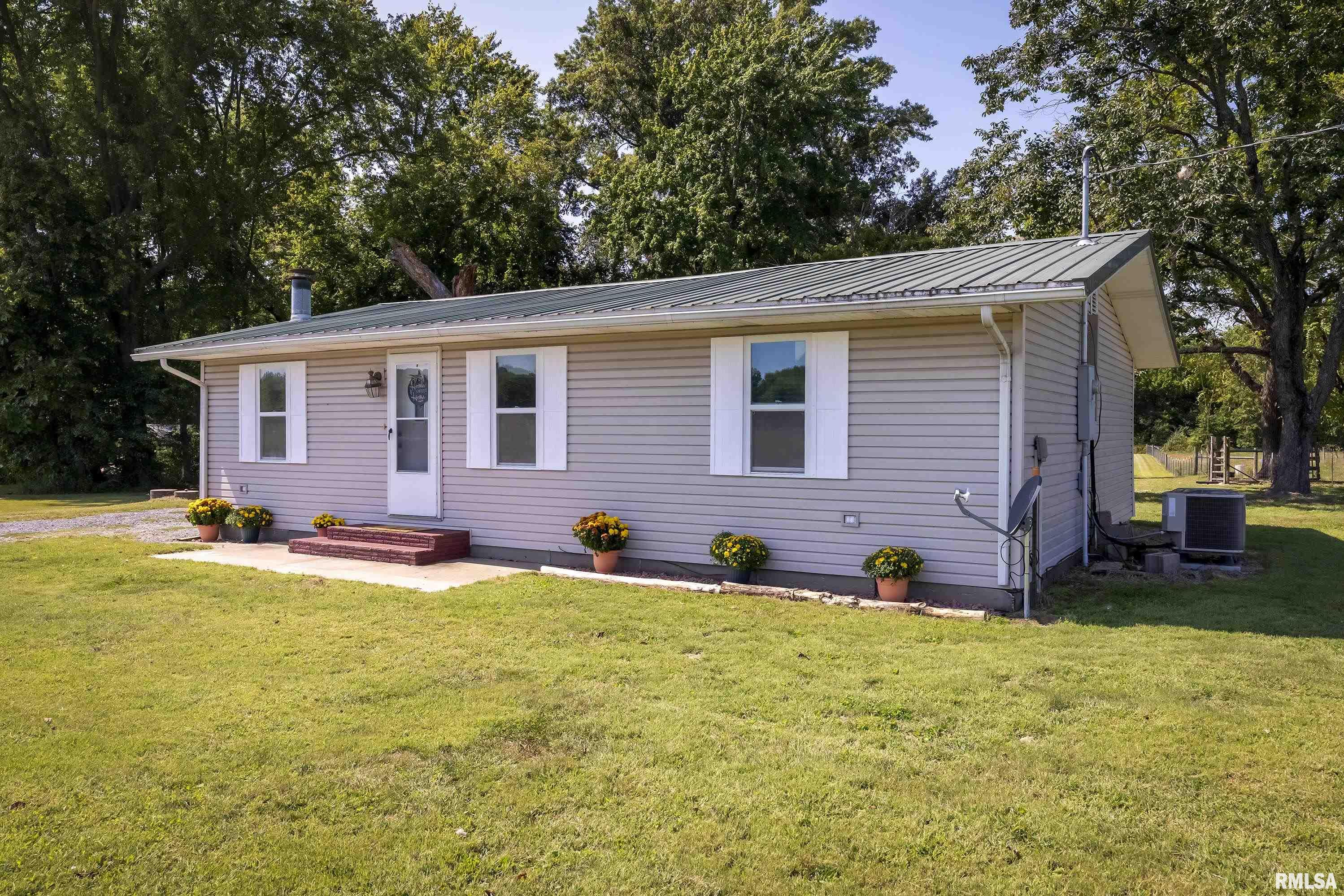 3421 Baseline Road West Frankfort, IL 62896 - Photo 1 of 27 Gallery Image 1
