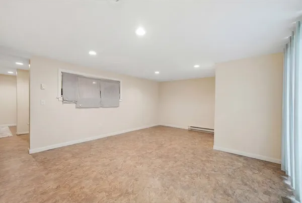 $415,000 | 5 Swan Avenue, Unit B, Worcester, MA 01602