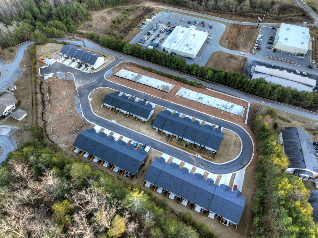2 Grove Loop Blue Ridge, GA 30513 - Photo 24 of 27 an aerial view of a house