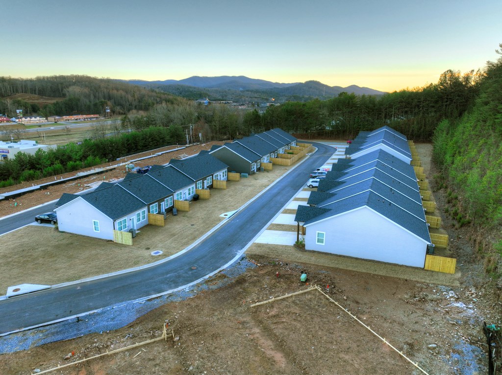 2 Grove Loop Blue Ridge, GA 30513 - Photo 27 of 27 a view of a houses with a yard
