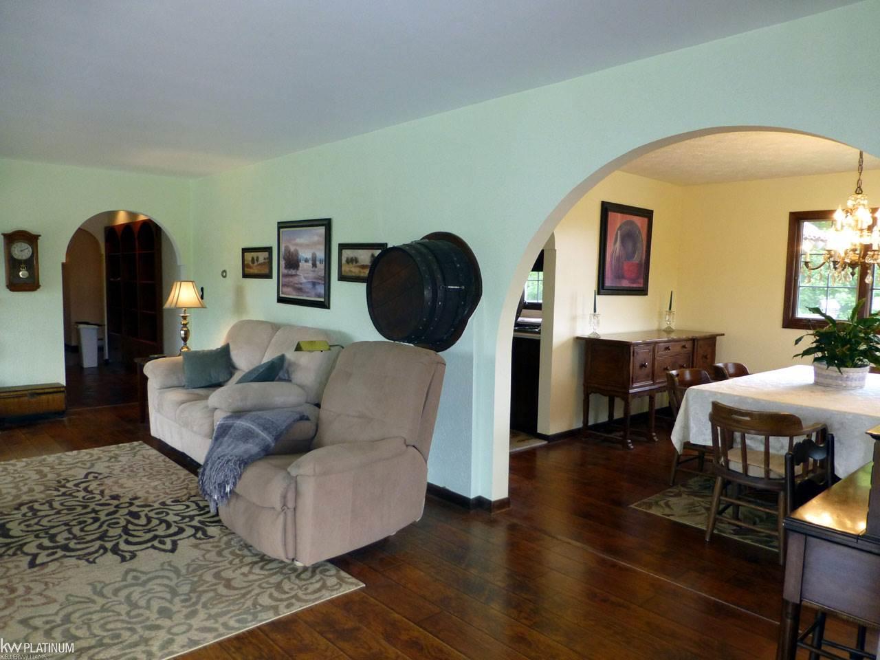 5711 Newman Road St. Clair, MI 48079 - Photo 13 of 55 31321245-12.JPG