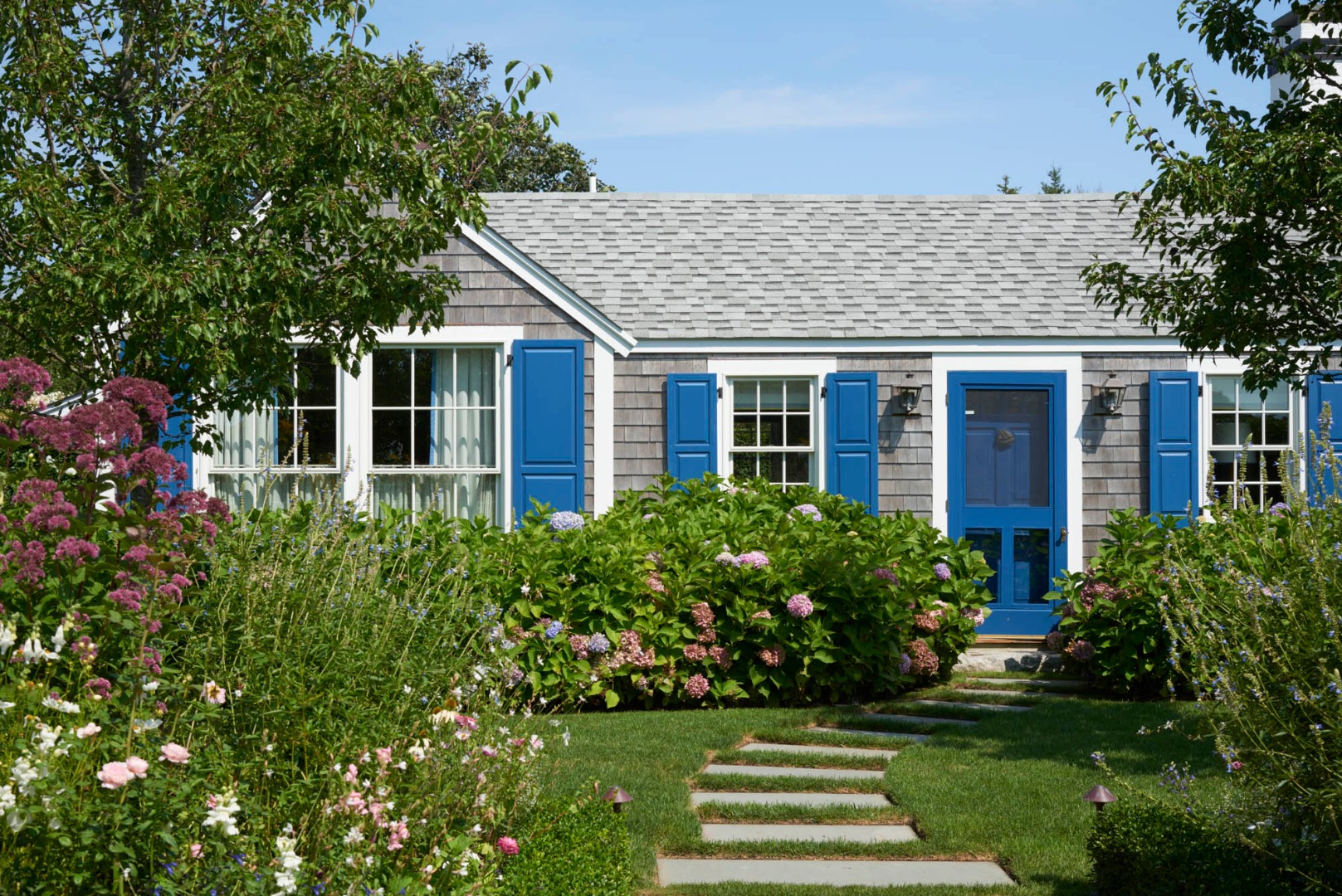 6 Gardner Road Nantucket, MA 02554 - Photo 5 of 62 Separate two bedroom guest house